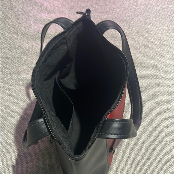 Red and Black Shoulder Bag - Picture 10 of 15